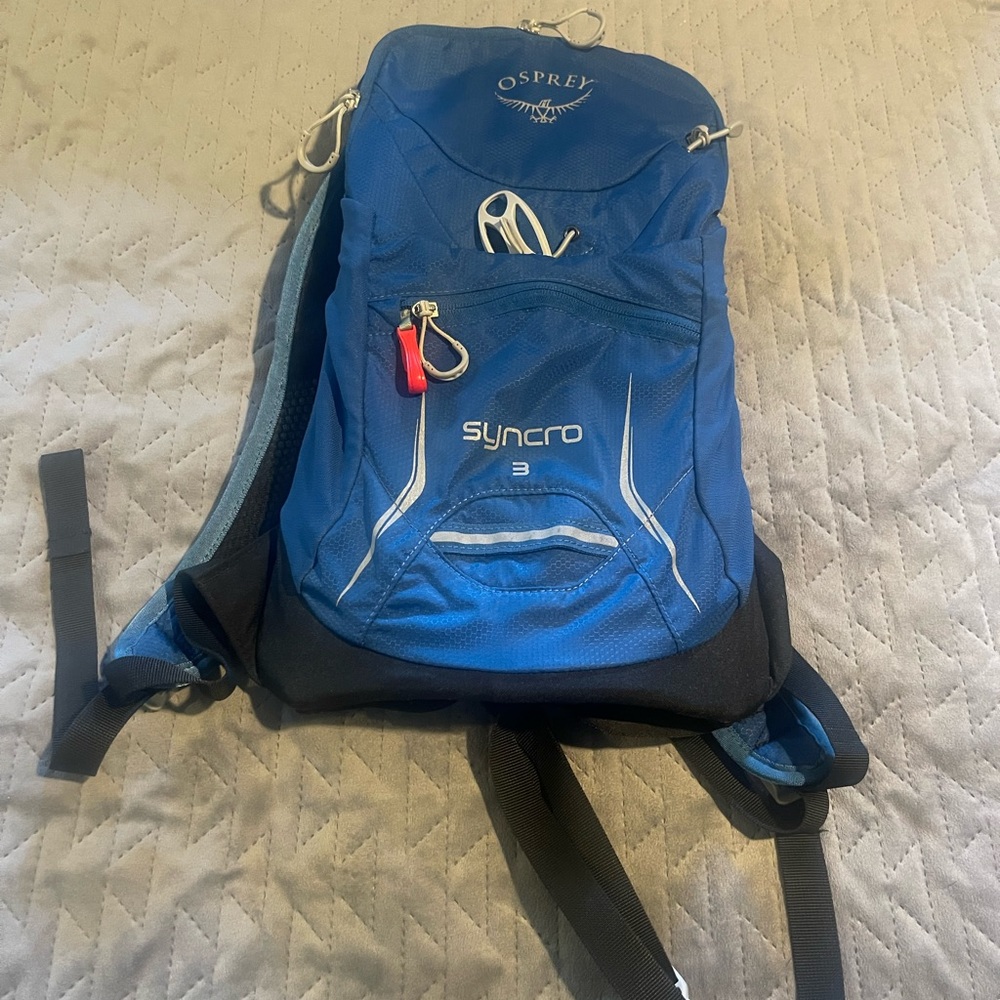 Osprey Syncro 3‎ hydration backpack blue pre-owned condition